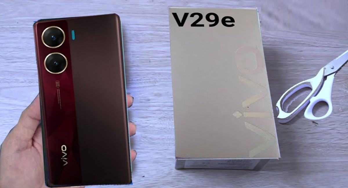 256GB स्टोरेज के साथ महंगे फोन की बैंड बजाने लॉन्च हुआ Vivo का धाकड़ स्मार्टफोन, दमदार चार्जर से होगा 40 मिनट में चार्ज