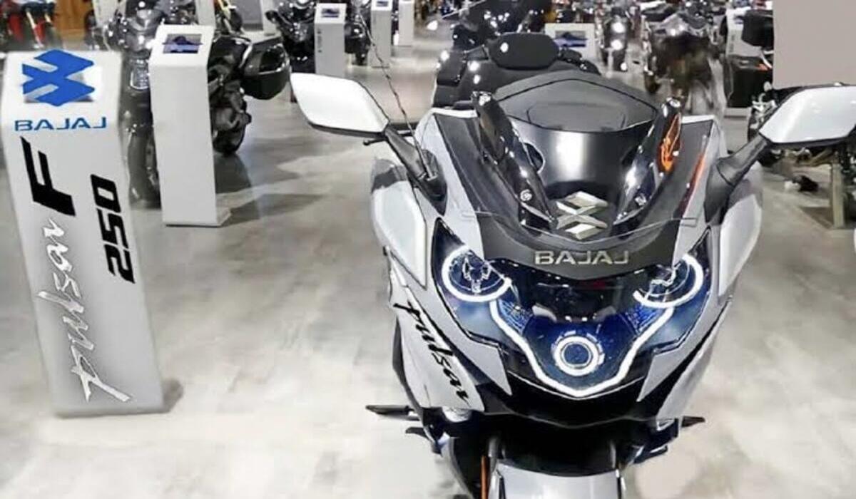 300km की रेंज के साथ आ गई Bajaj Pulsar Electric बाइक, ₹90000 की कीमत में होगी सबसे बेस्ट
