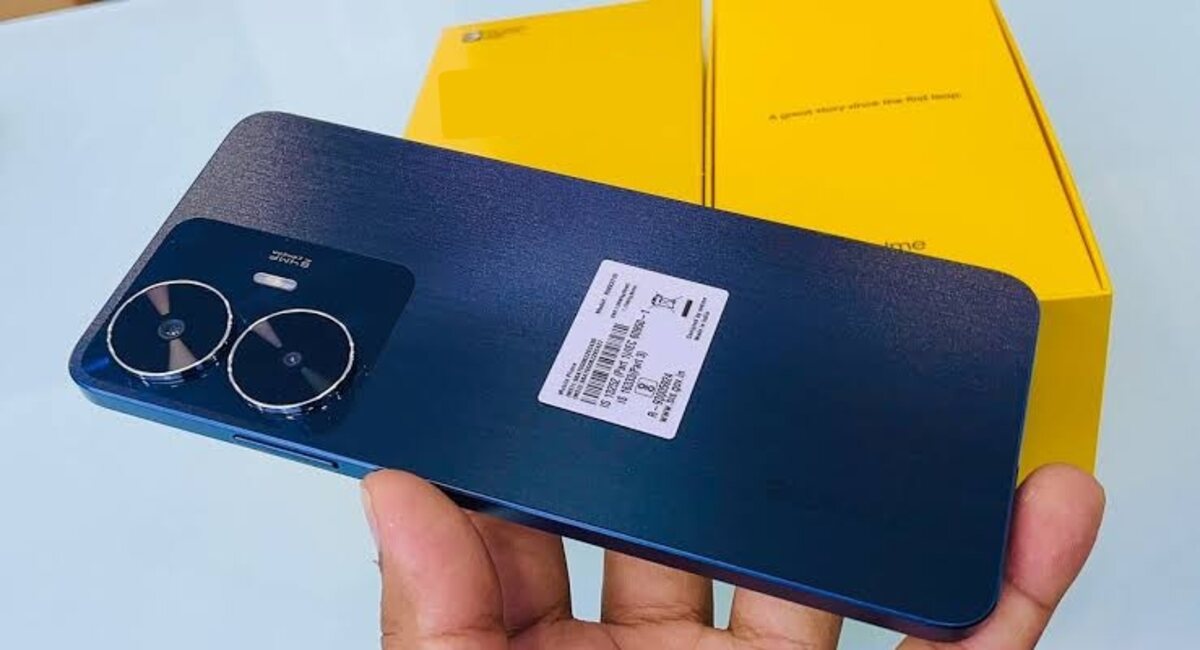 13,000 रूपए से कम कीमत में खरीदें Realme का यह धांसू 5G स्मार्टफोन, कैमरा क्वालिटी के साथ मिलेंगे तगड़े फीचर्स 